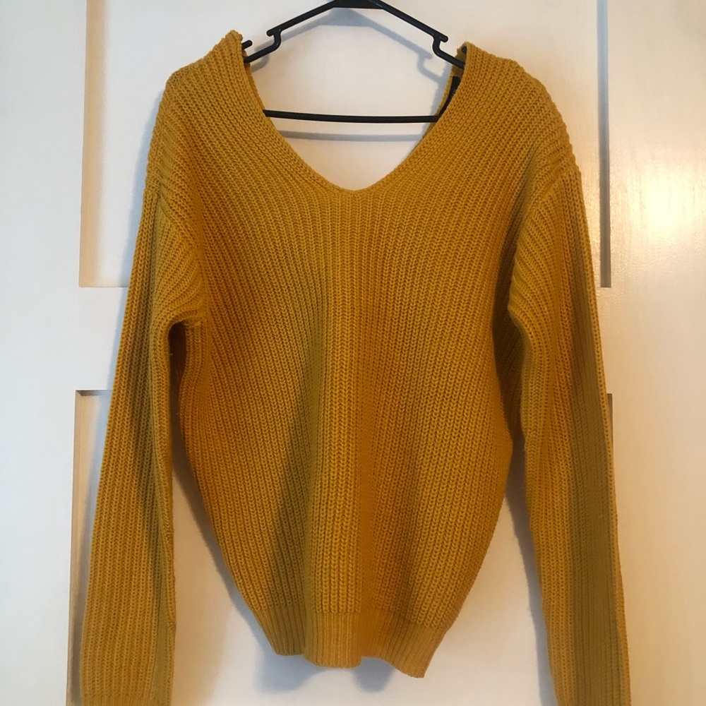 Urban heritage sweater